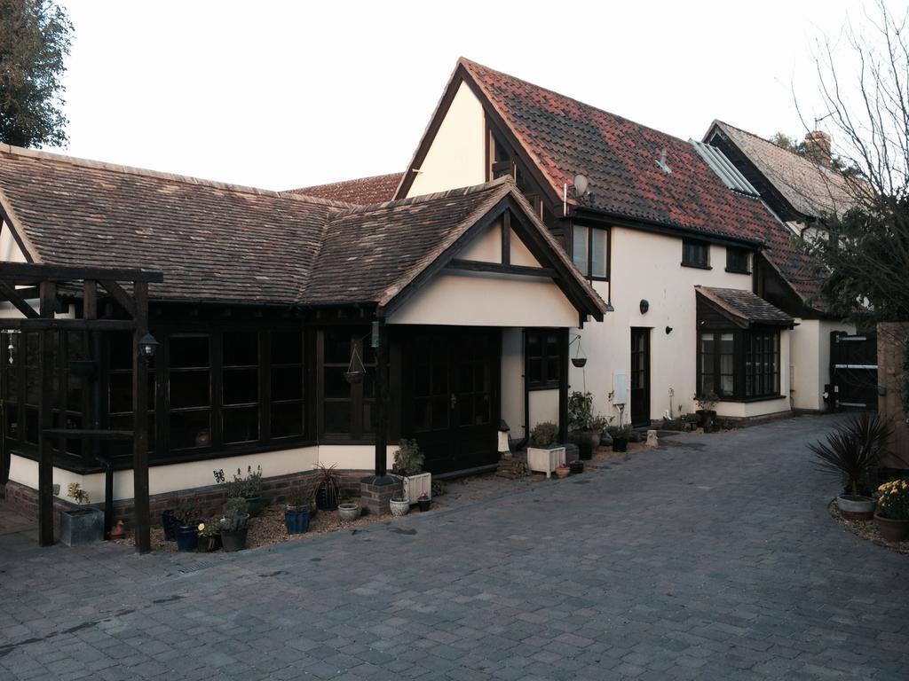 Kendall Lodge Burwell  Szoba fotó
